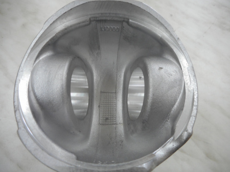 Поршень Yuchai YCD4J22G 2